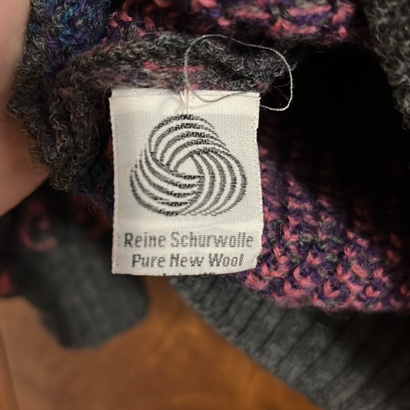 Vintage wool fair isle sweater - Picture 3 of 6